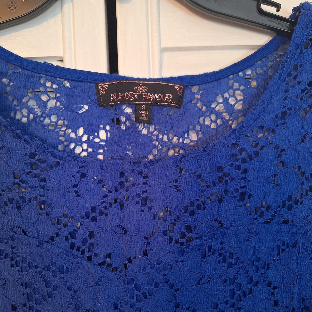 Almost Famous royal blue fit & flare lace dress sz sm *A1 - Picture 5 of 9